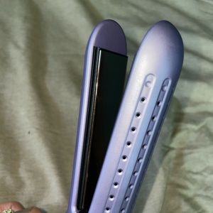 Monat 2-1 hair straightener + curl iron 

Tool only 💜💜